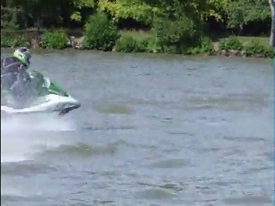jet ski a contrex
