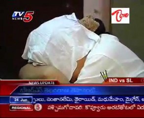 Police caught Massage Center Girls in Hyderabad Banjara Hills