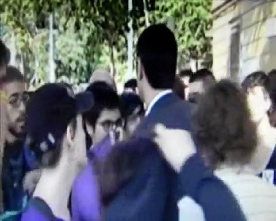 Santi Vila intenta anar al Parlament de Catalunya, by Ona Radio Quim Pedret