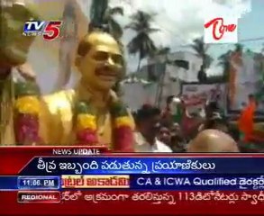 CM Rosayya @ Eluru - Unveiled Late sri YSR's Statue