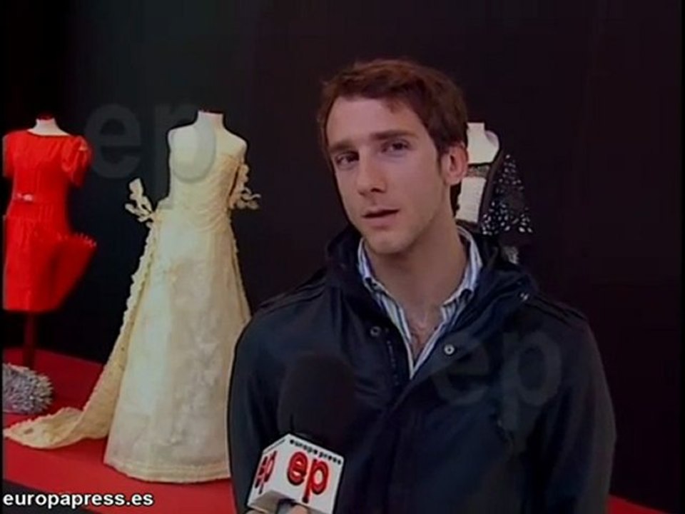 Fehispor acoge una exposición de 30 trajes de papel