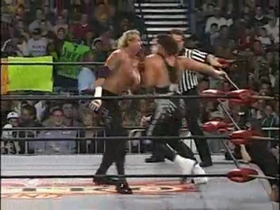 WCW Nitro - desipad.com - D3/2