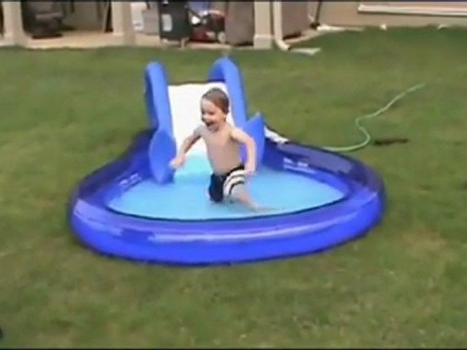 Kinderpool Faceplant Fail