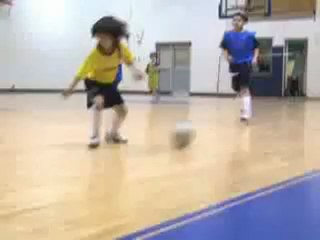 -Sao- bóng đá nhí gây sốt trên Youtube - Yahoo! Tin tức_7