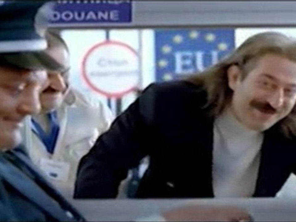 Cem Yılmaz Türk Telekom Avrupaya Teknoloji ihracatı Reklamını izle