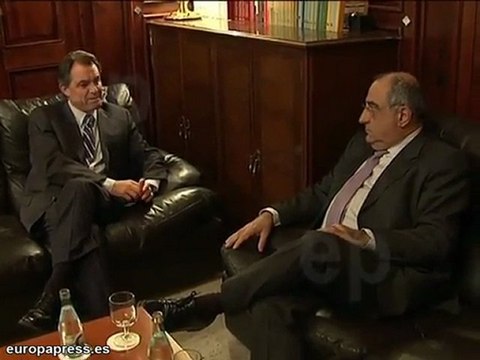 Los socialistas catalanes tienden la mano a CiU