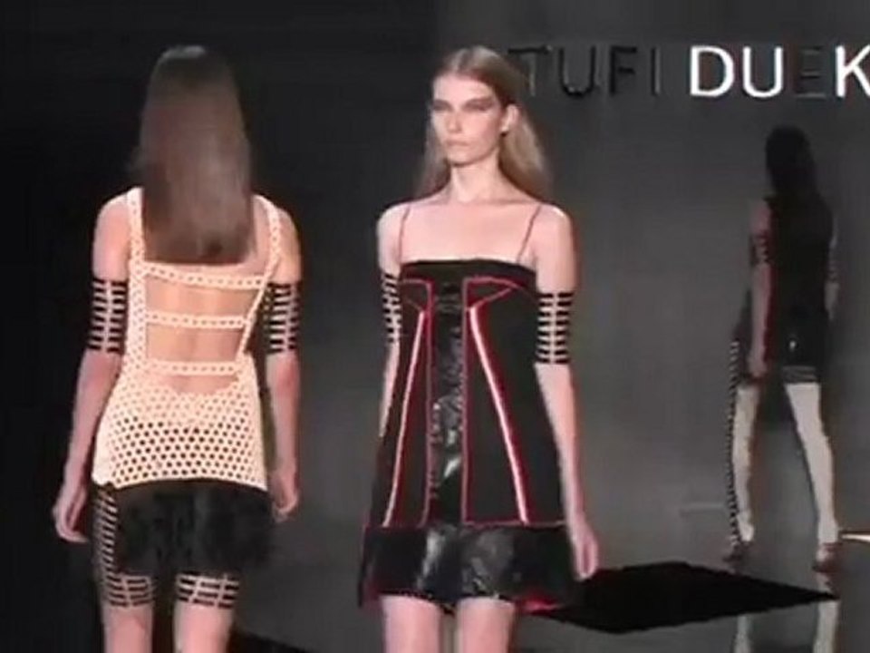 Desfile Tufi Duek
