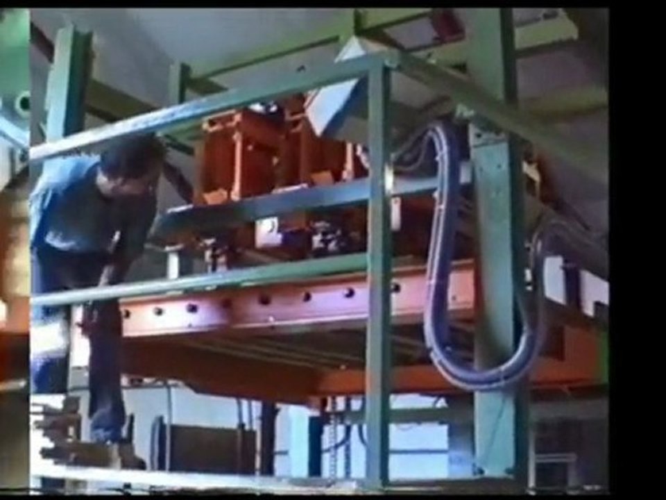 Timme Stapelautomaten GmbH - Spezialstapelmaschine für Palettenbretter