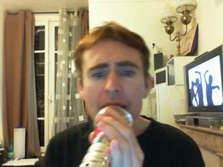 Wiwi égratigne "tonight's the night"