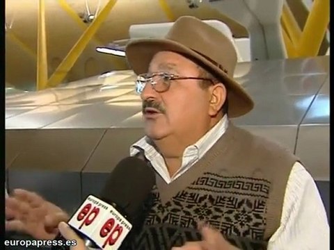 Los afectados denuncian el chantaje de los controladores