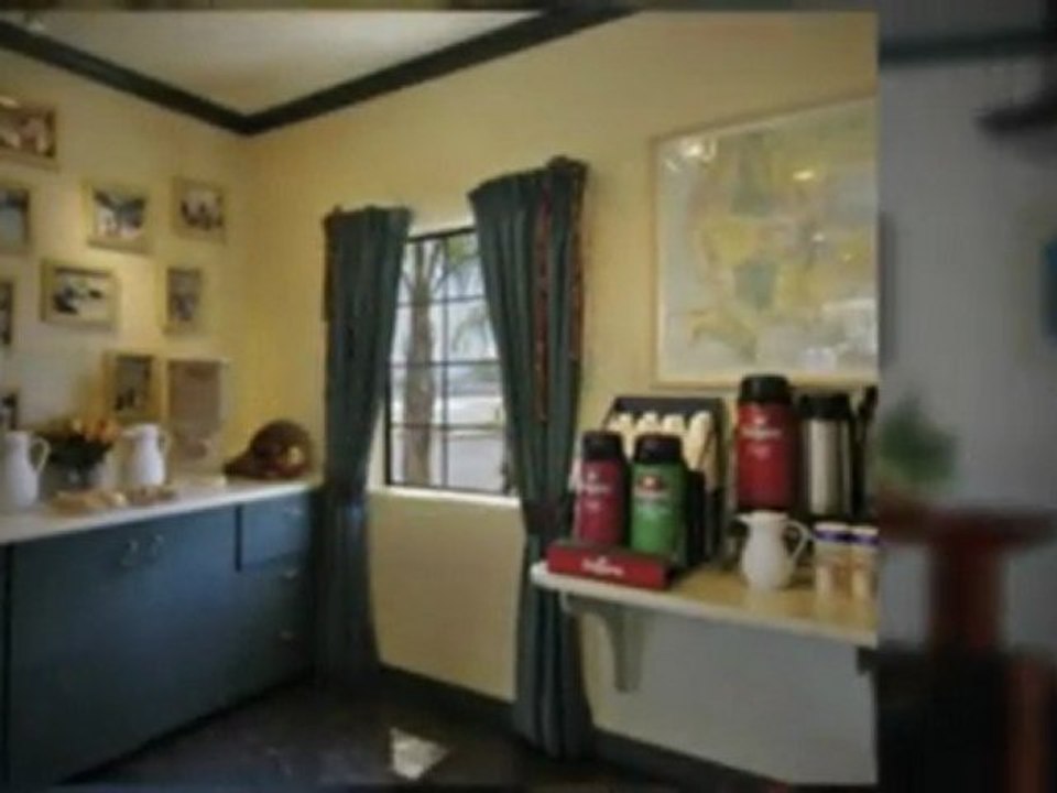 Ambassador Strip Inn Travelodge Video Tour