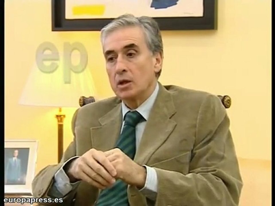 Jáuregui: "De la Vega y Moratinos están ofendidos"