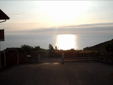 Etrange activité - Bidart France- 15 juin 2011a