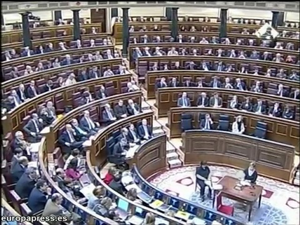 Rajoy califica de "inútil a Blanco"