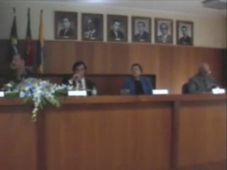 Artur Victoria  recebe agradecimentos de Antonio Tavares Presidente da Junta de Freguesia de Pedroso