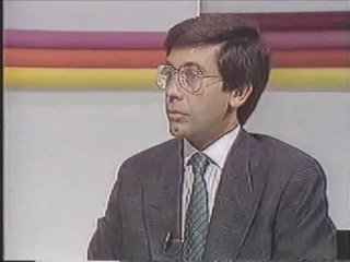 CLIP -Colegio Luso Internacional do Porto - Artur Victoria é entrevistado em 1987 na Televisão.