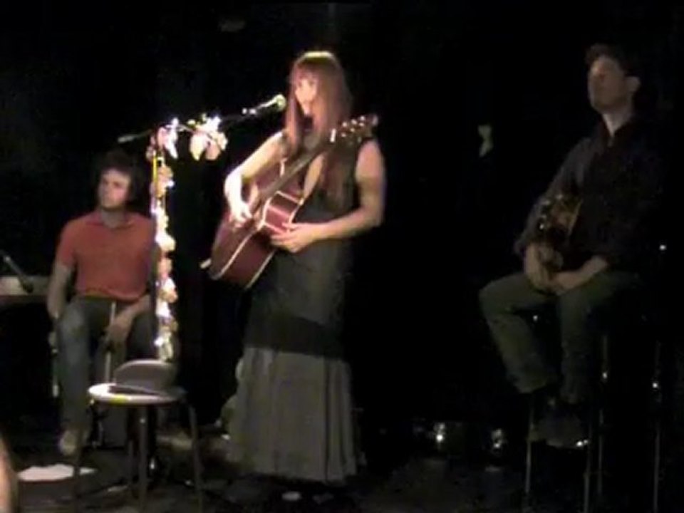 Ma langue au chat by Mademoiselle Anna  2011 Paris