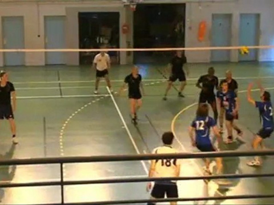 2010/2011 - ASPTT VOLLEY PARIS 2011 - BARRAGES POUR LA MONTEE EN R3 - BEST OF