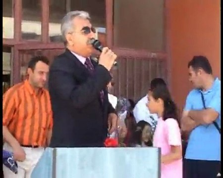 GÜZELKENT İLK ÖĞRETİM OKULU ÖĞRENCİLERİ NİN KARNE SEVİNCİ