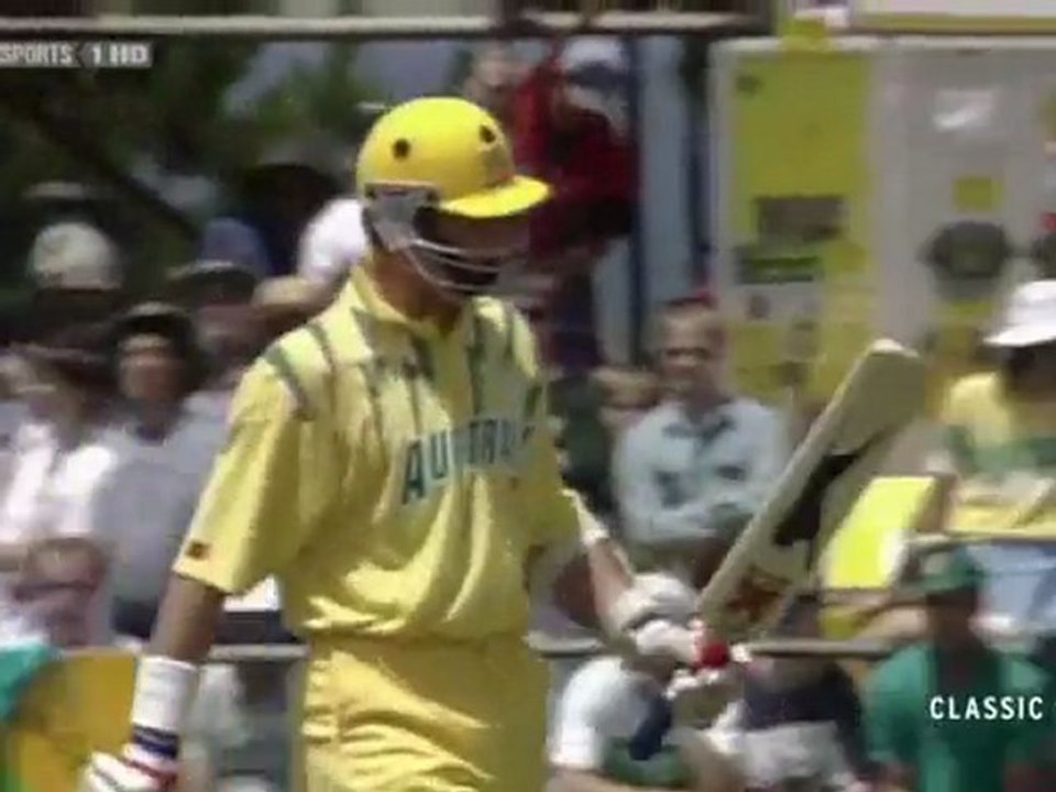 B&H 4th ODI - Pak V Aus - 92 - desipad.com - 1