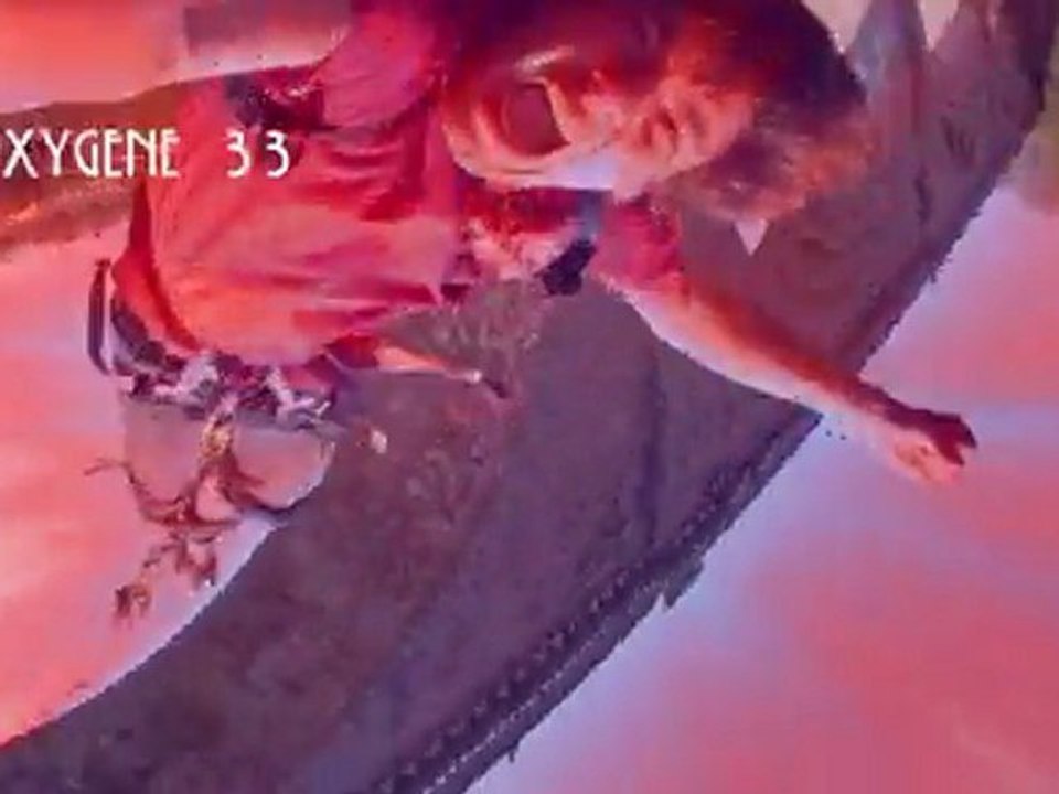 OXYGENE 33  CLIP 2011-2012   saut à l'élastique