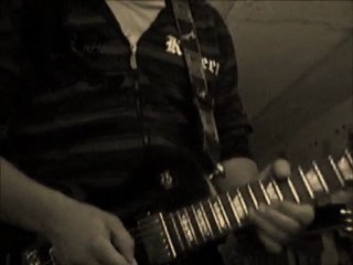 jam session bass and guitar