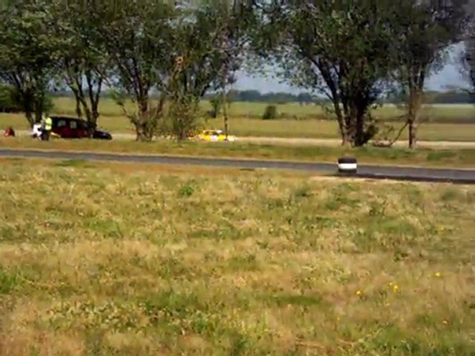 Nounours - Premiers tours de roues - Slalom des éoliennes 2011