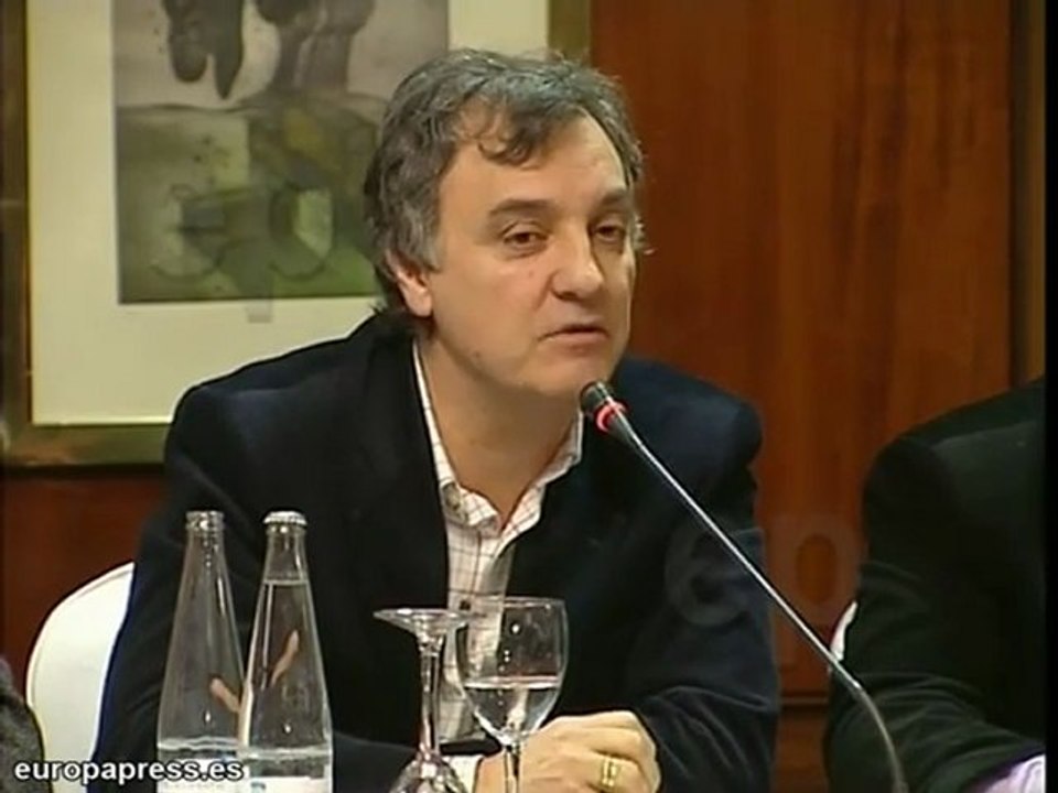 "Nadie se desenchufó y dejó aviones en el aire"