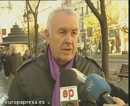 Cayo Lara: Zapatero está convocando otra huelga general