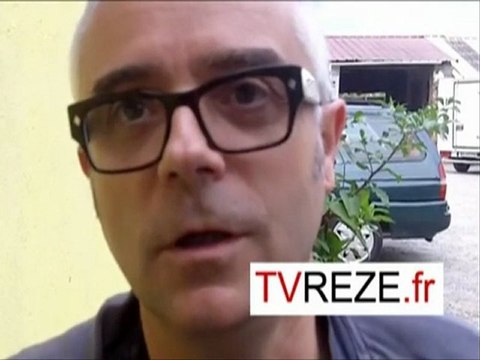 Toi aussi, écris une chanson débile pour Elmer