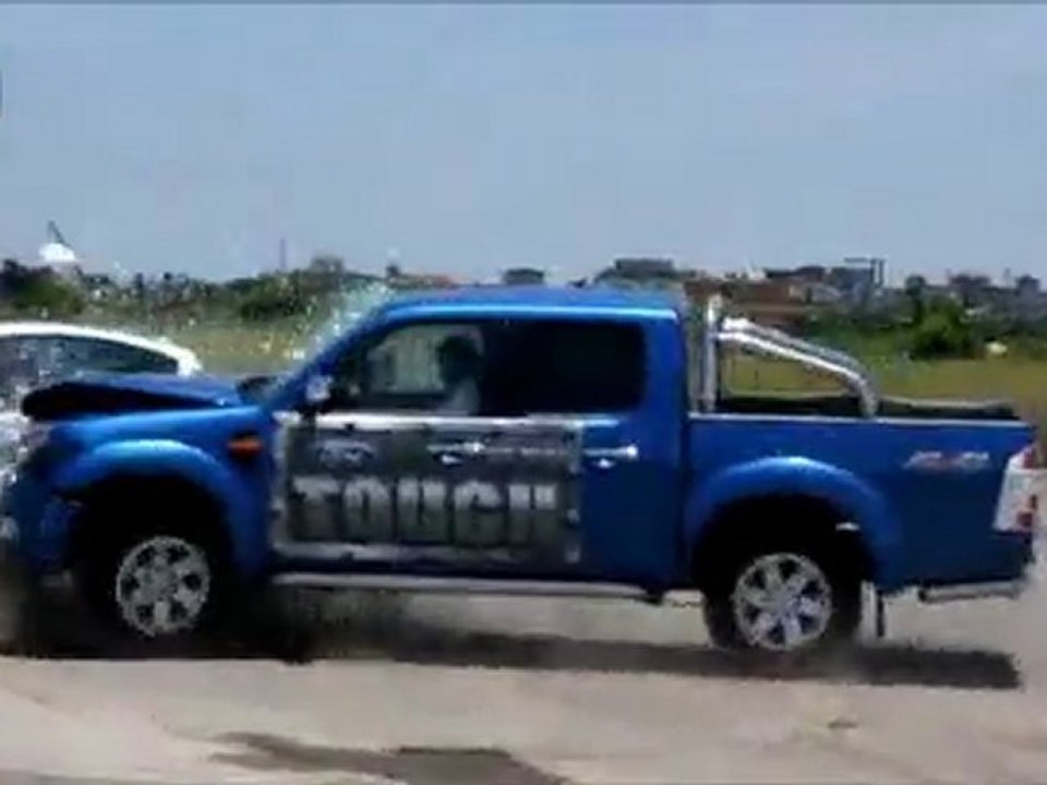 Ford Ranger vs Ford Fiesta Fail