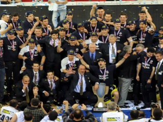 ŞAMPİYON FENERBAHÇE ÜLKER