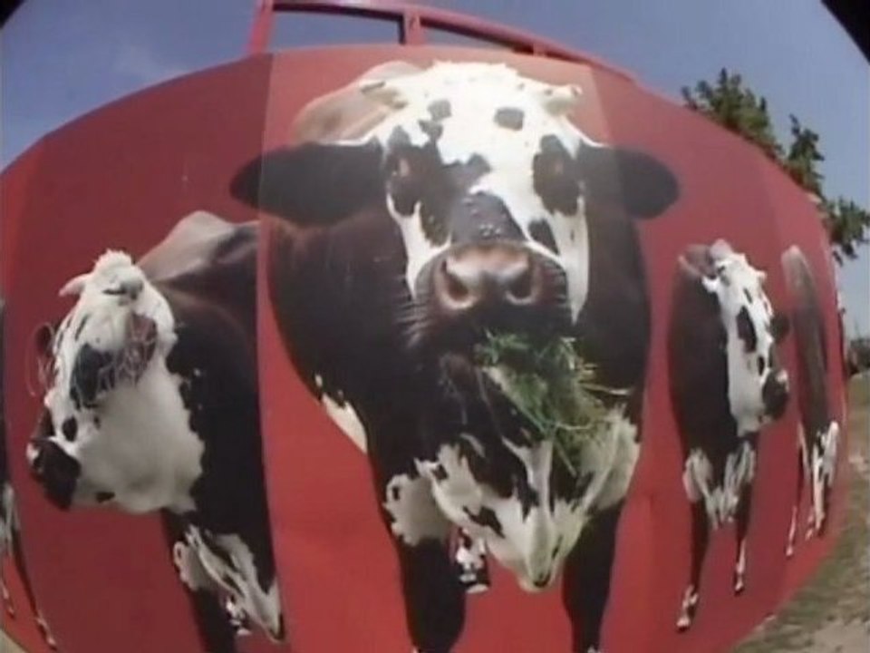 Micro-trottoir chez RADIO TELE LA VILLETTE