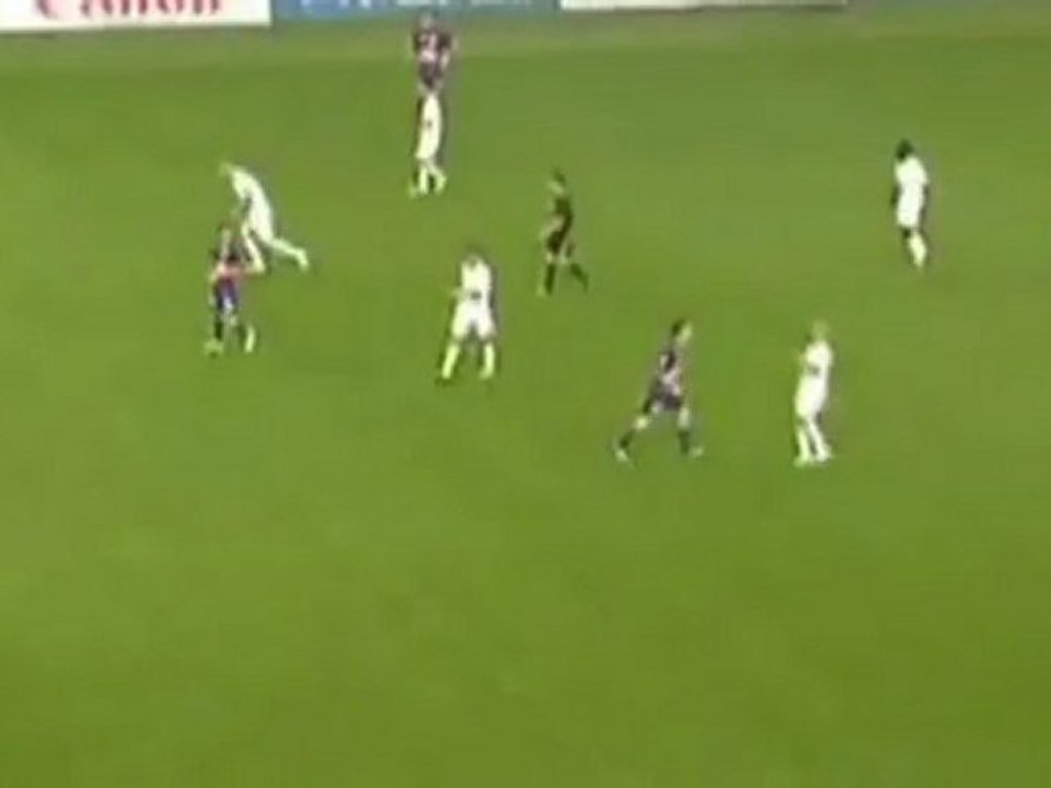 Carlos dirsek attı!