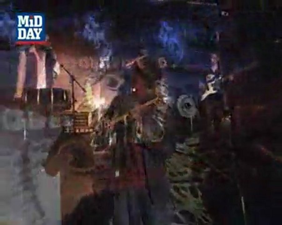 Mash up of electronica and folk sounds