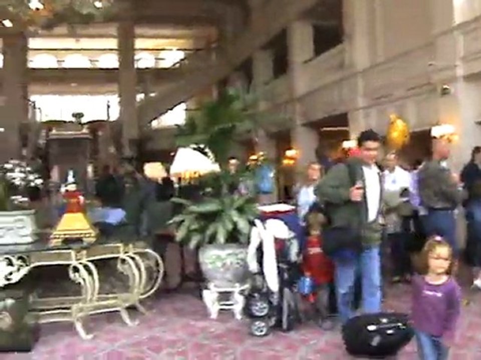 Primera visita al Hotel Disney en Disneyland Paris, mayo 2007