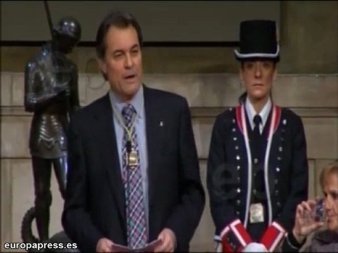 Mas toma posesión deseando la plenitud nacional