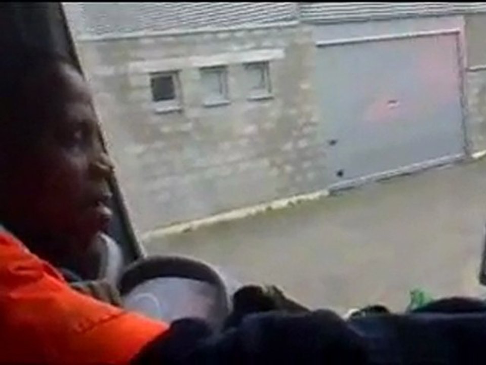 Machine Raciste a 100%