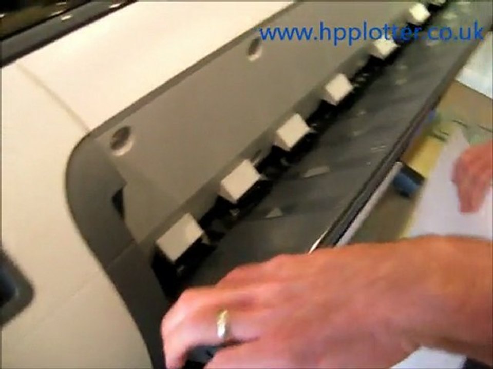 DesignJet T1100 Repair - Load sheet of media