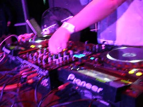 VULTURE NIGHT w/ ALAN BRAXE,DJ FALCON, ALEX GOPHER @ Social Club 2