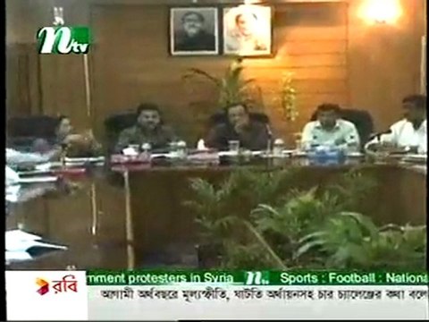 Interpol's wanted terrorist godfather Shamim Osman assaults Kabori and threatens to murder her-June_18,_2011 (longer version from NTV)