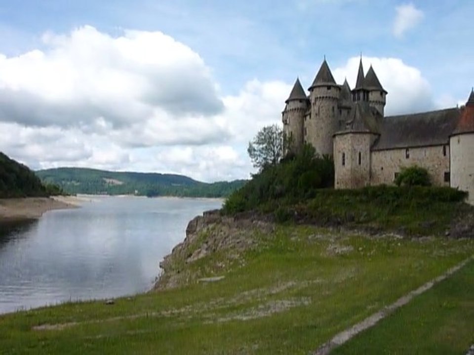 Le lac du Château de Borg Les Orgues