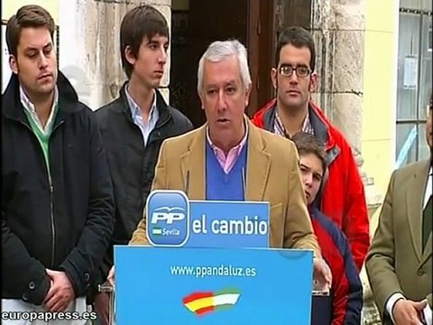 Arenas: Zapatero no debe seguir engañando