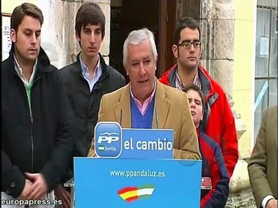 Arenas  "Zapatero no debe seguir engañando"