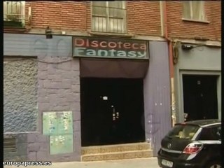 Agente evita el incendio de una discoteca