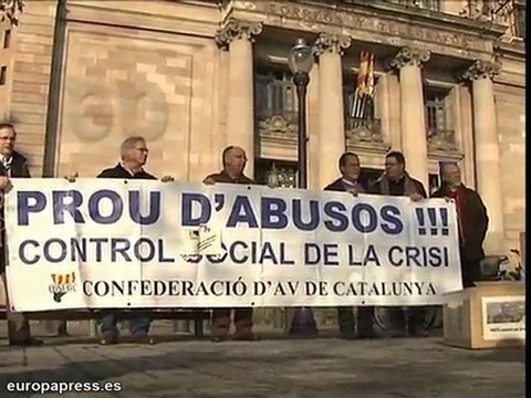 Vecinos mandan carbón al ministro de Industria