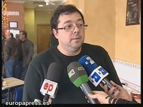 Levanta acta a un bar que permite fumar