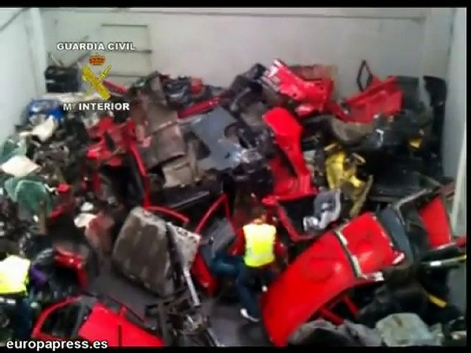 Encuentran 66 vehículos robados