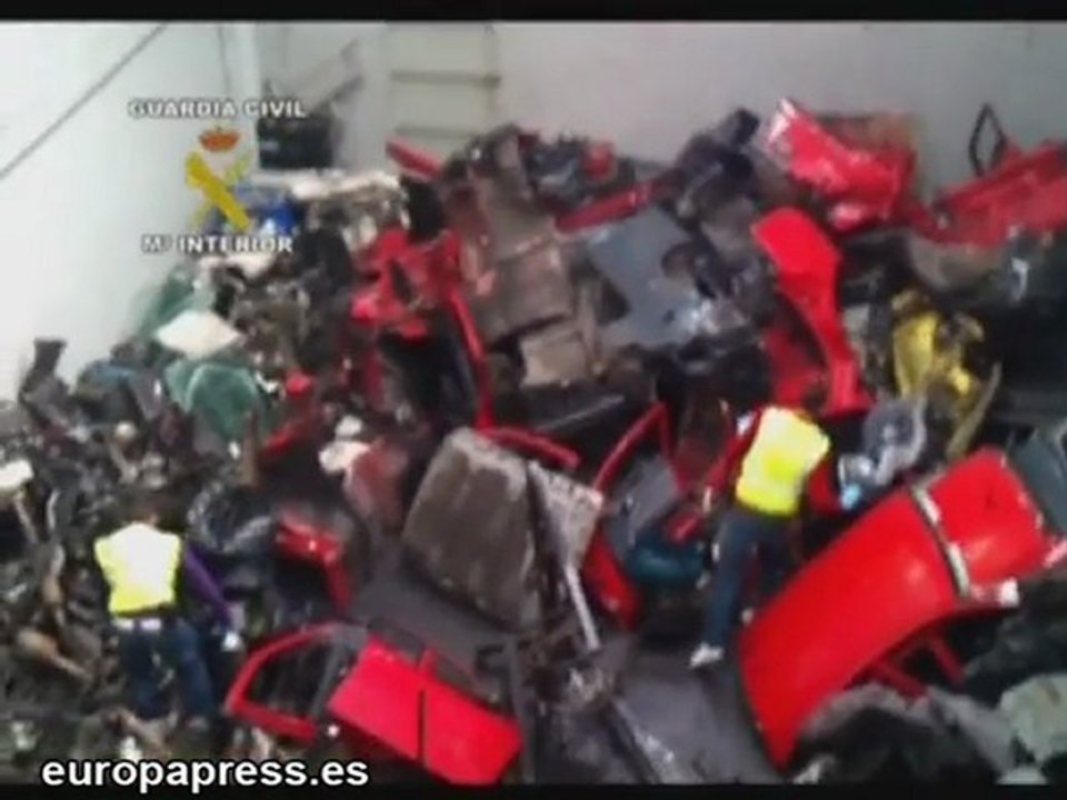 Encuentran 66 vehículos robados