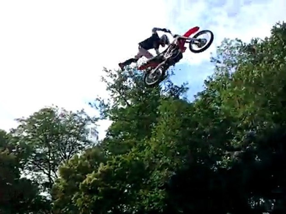 show_moto_19 juin 2011 pour la greffe de la moelle osseuse